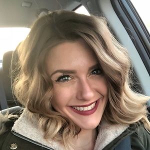 Meet your Posher, Amanda